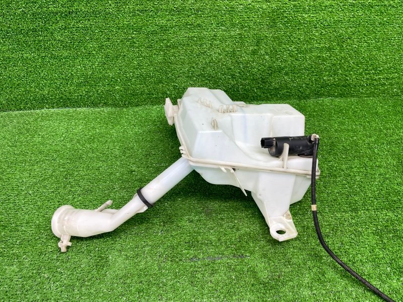 Бачок омывателя лобового стекла, 1800 рублей, Москва