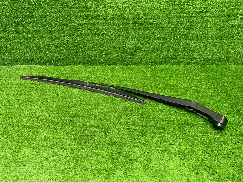 Поводок стеклоочистителя передний, 3500 рублей, Москва