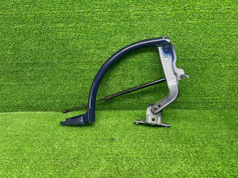 Петля крышки багажника, 1450 рублей, Москва