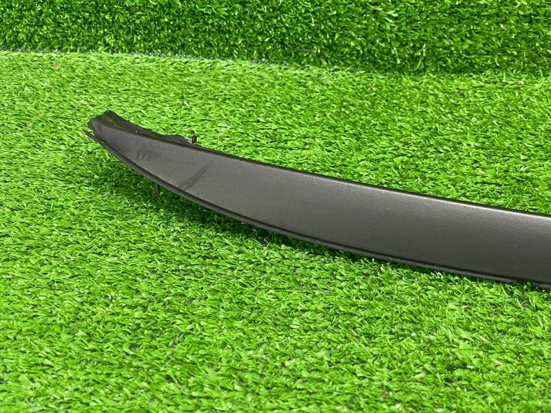 Молдинг лобового стекла, 2000 рублей, Москва