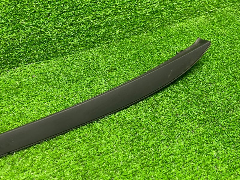 Молдинг лобового стекла, 2100 рублей, Москва