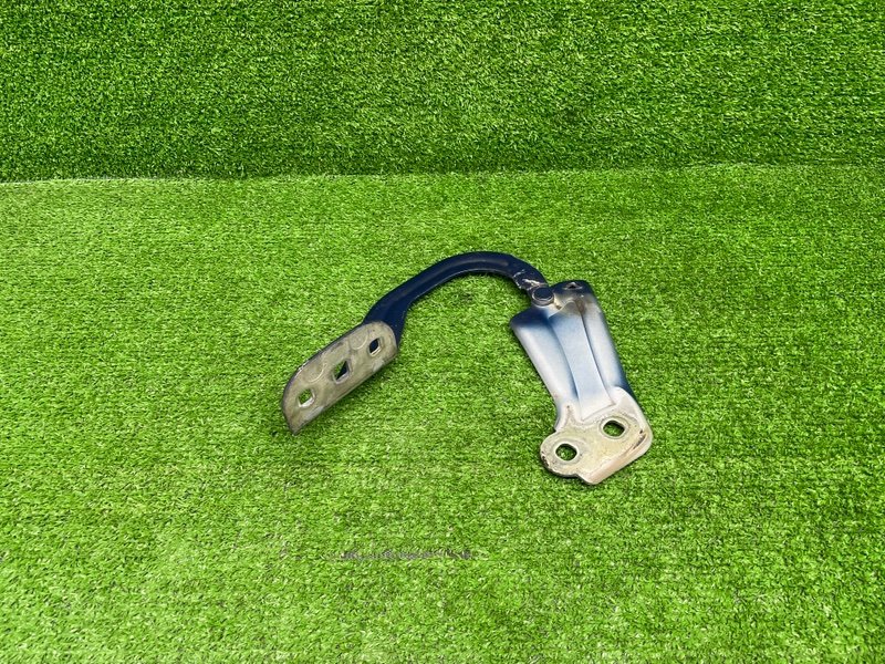 Петля капота, 1050 рублей, Москва