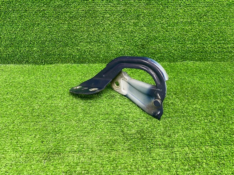 Петля капота, 1050 рублей, Москва