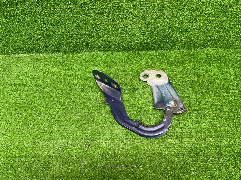 Петля капота, 1050 рублей, Москва