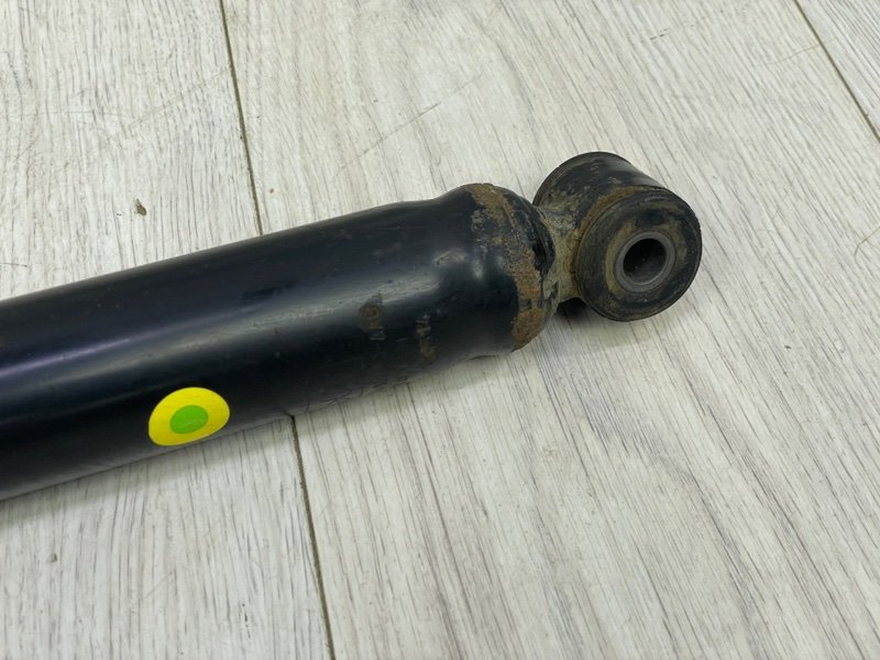 Амортизатор задний, 1050 рублей, Москва