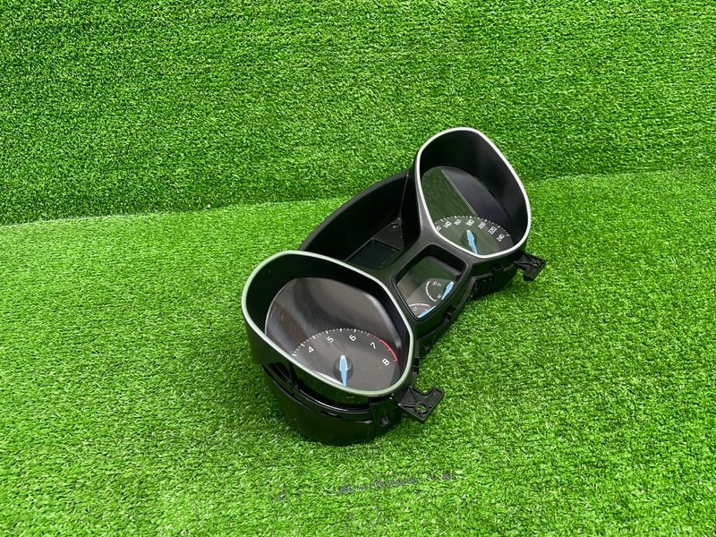 Панель приборов, 1700 рублей, Москва