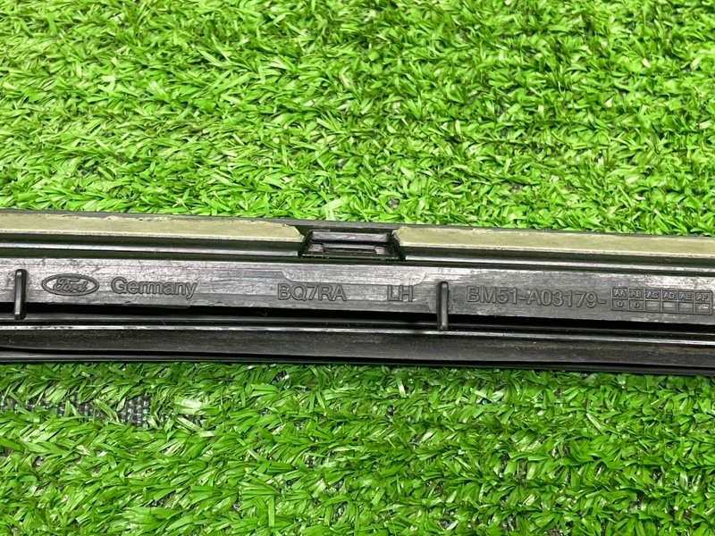 Молдинг лобового стекла, 2400 рублей, Москва