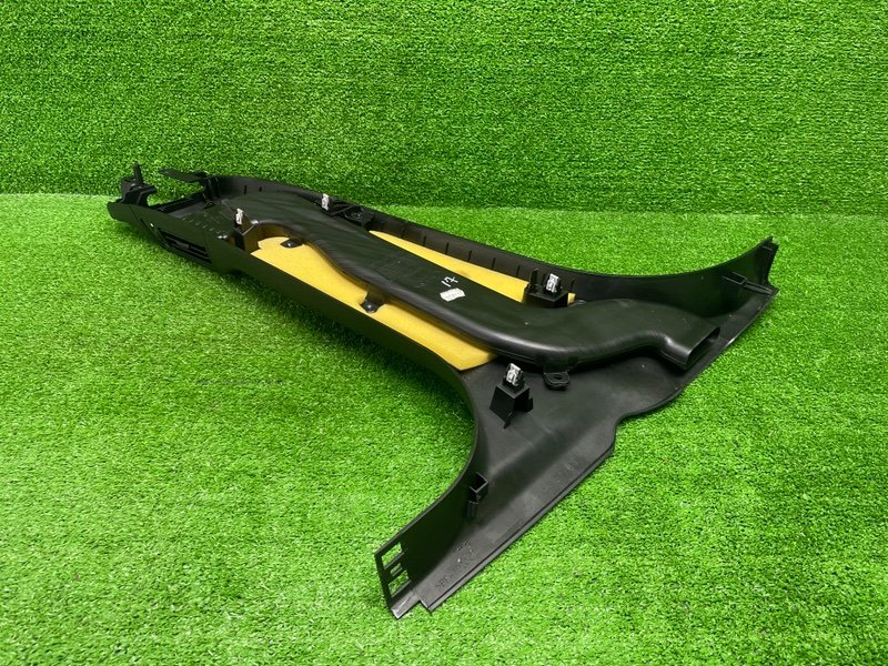 Обшивка стойки, 1000 рублей, Москва