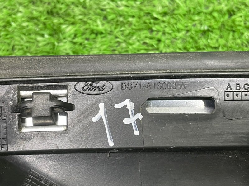 Накладка крыла, 1500 рублей, Москва