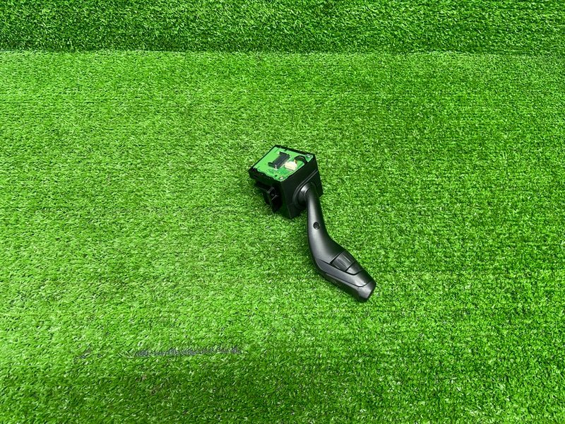 Переключатель стеклоочистителей, Москва