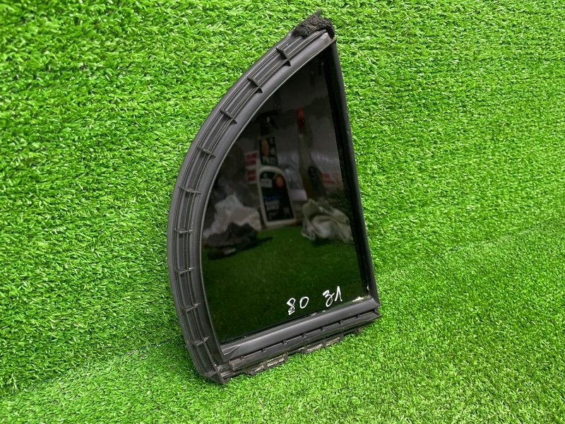 Стекло двери задней левой, 700 рублей, Москва