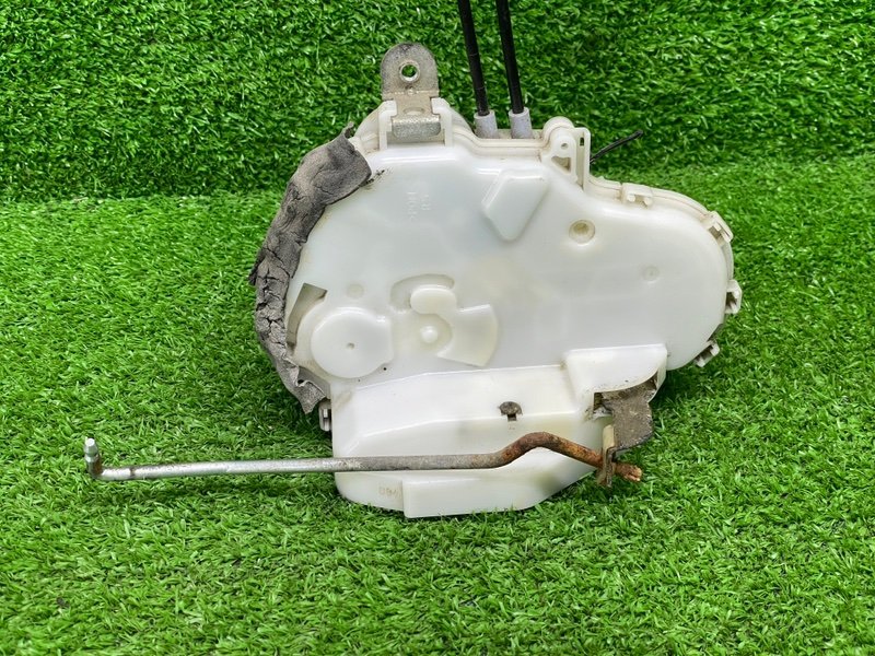 Замок двери задней правой, Москва