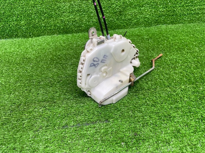 Замок двери передней правой, Москва