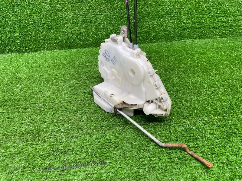 Замок двери передней правой, Москва