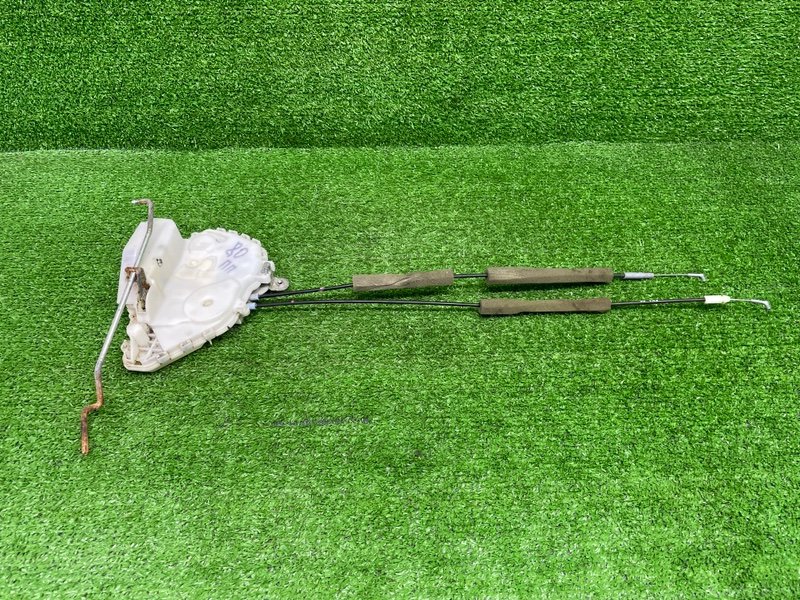 Замок двери передней правой, Москва