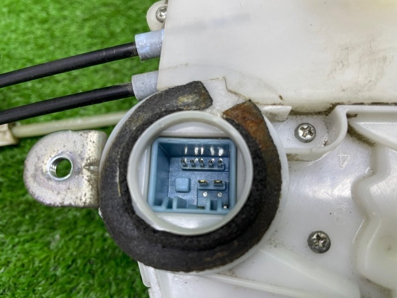 Замок двери передней левой, Москва