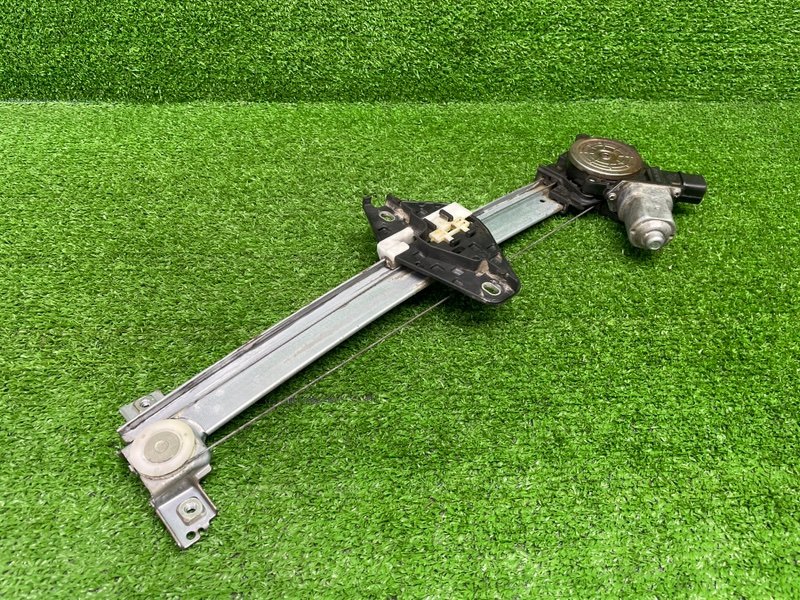 Стеклоподъемник задний, Москва