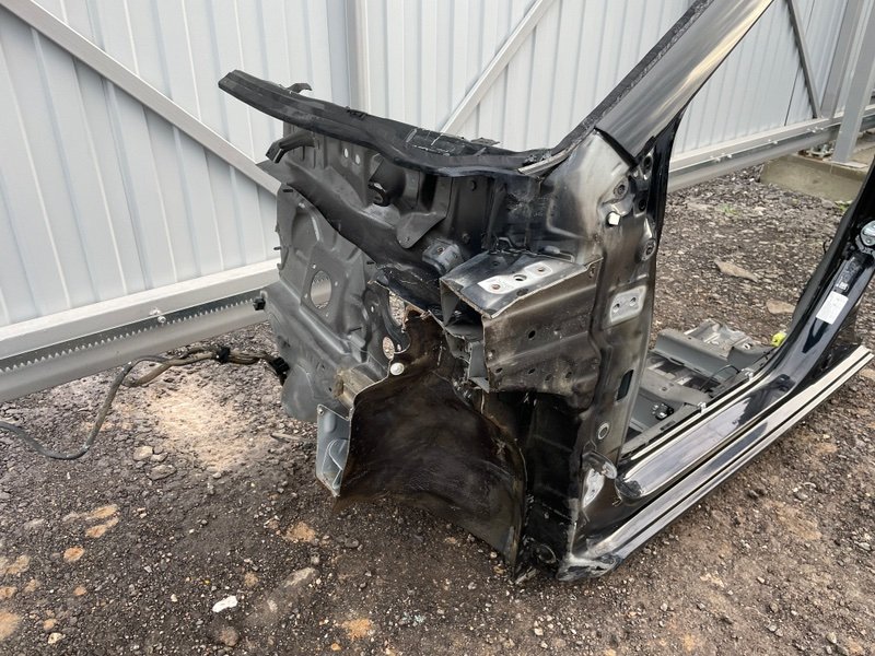 Порог со стойкой левый, 10000 рублей, Москва