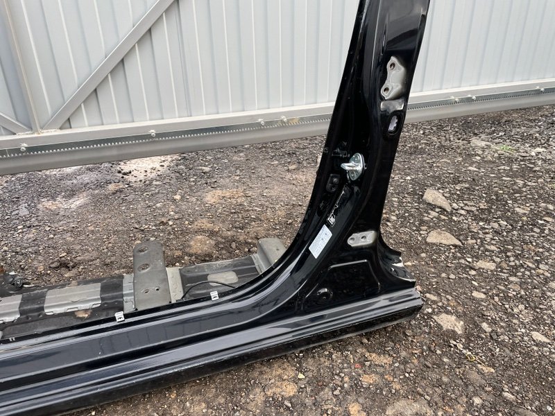 Порог со стойкой левый, 10000 рублей, Москва