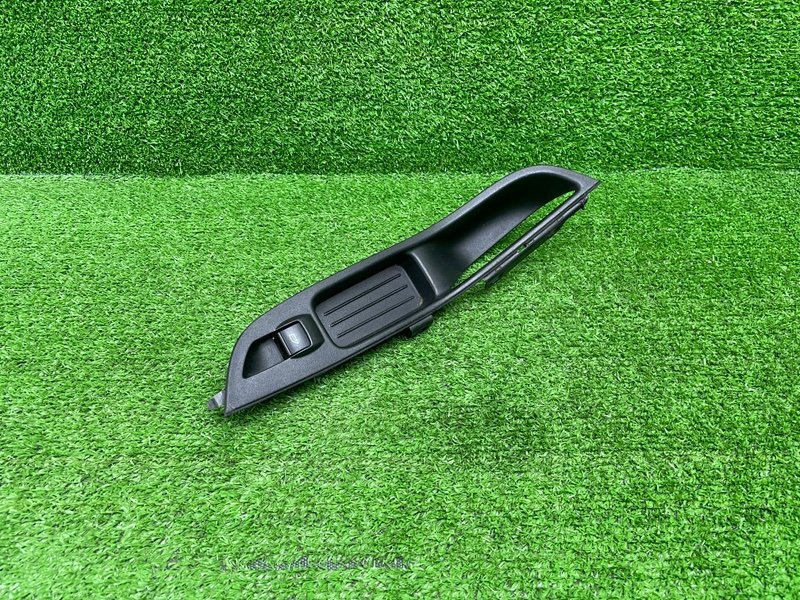 Кнопка стеклоподъемника, 900 рублей, Москва