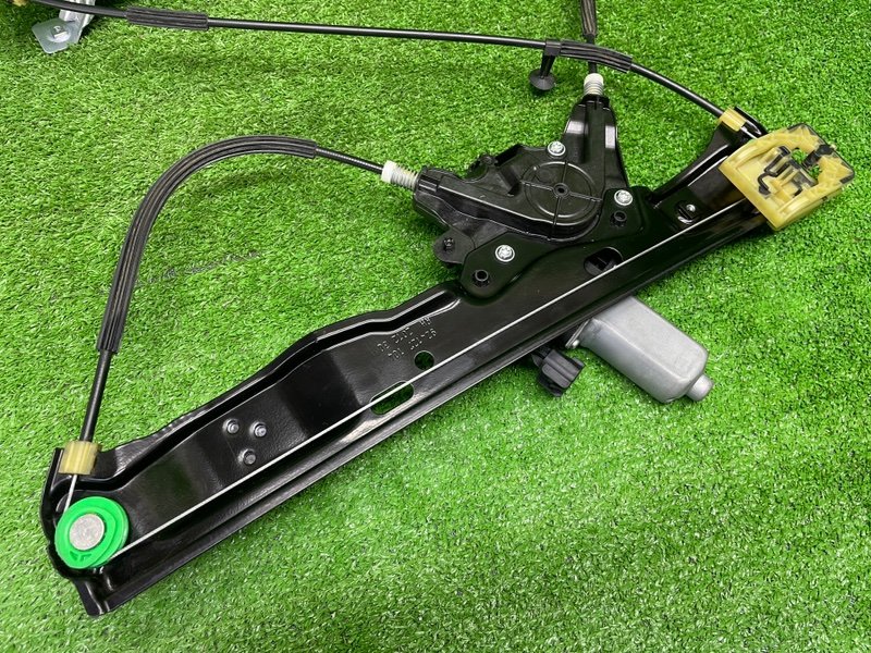 Стеклоподъемник передний, 2900 рублей, Москва