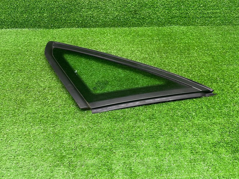 Стекло глухое зад. правое, 1500 рублей, Москва