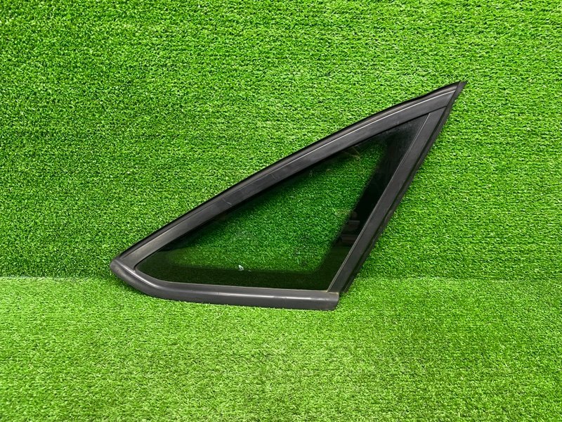 Стекло глухое зад. правое, 1500 рублей, Москва