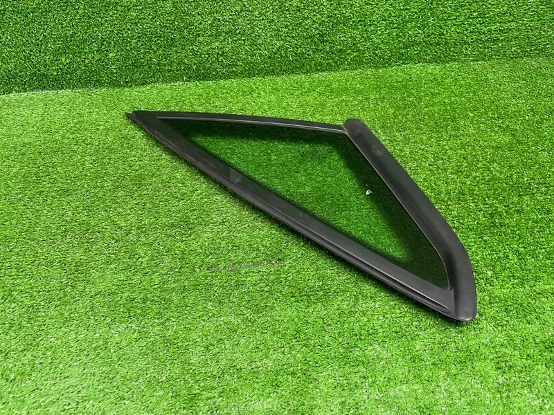 Стекло глухое зад. правое, 1500 рублей, Москва