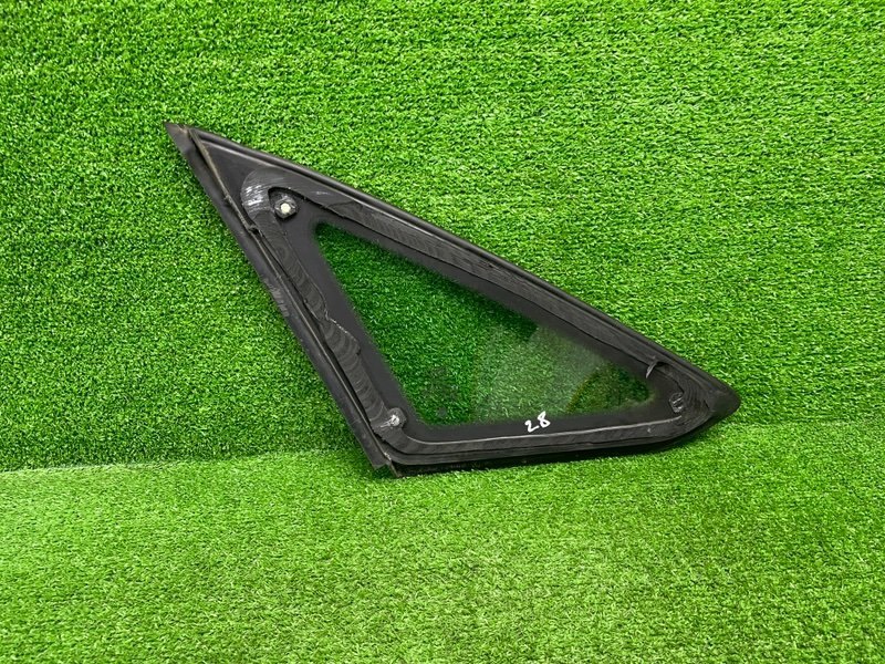 Стекло глухое зад. правое, 1500 рублей, Москва