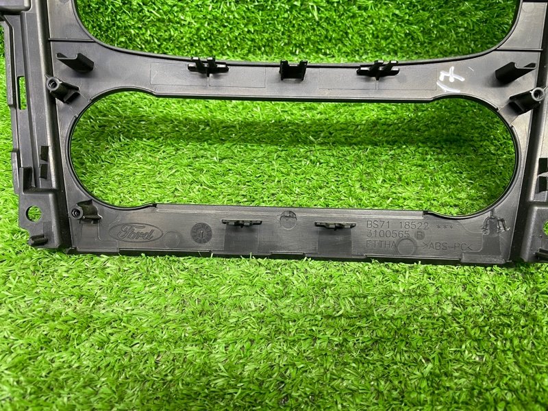 Накладка декоративная, 1000 рублей, Москва