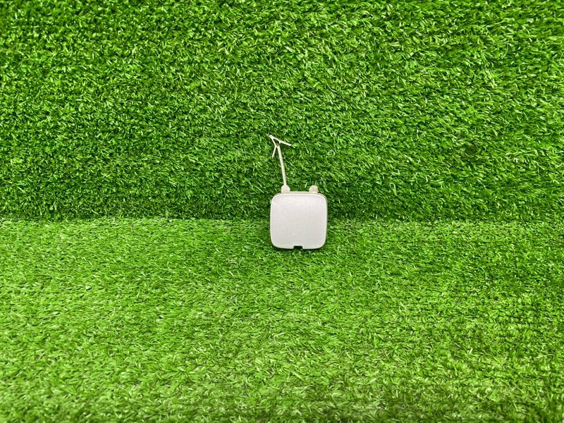 Заглушка буксировочного крюка, 500 рублей, Москва