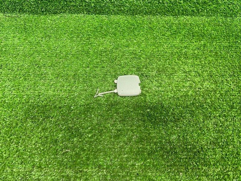 Заглушка буксировочного крюка, 500 рублей, Москва