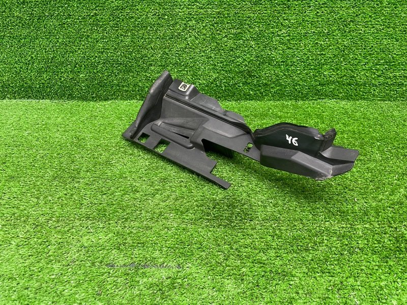 Накладка крыла, 500 рублей, Москва