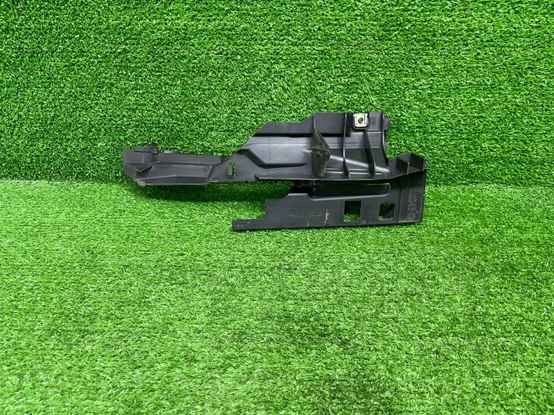 Накладка крыла, 500 рублей, Москва