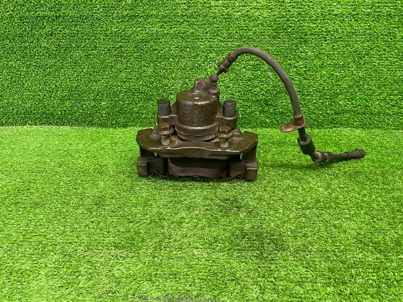 Суппорт тормозной передний правый, 1050 рублей, Москва