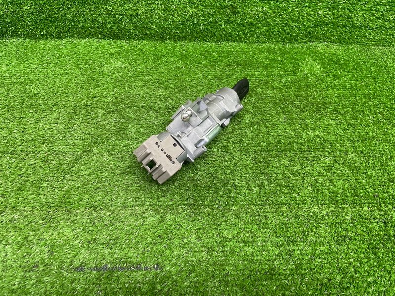 Замок зажигания, 2600 рублей, Москва