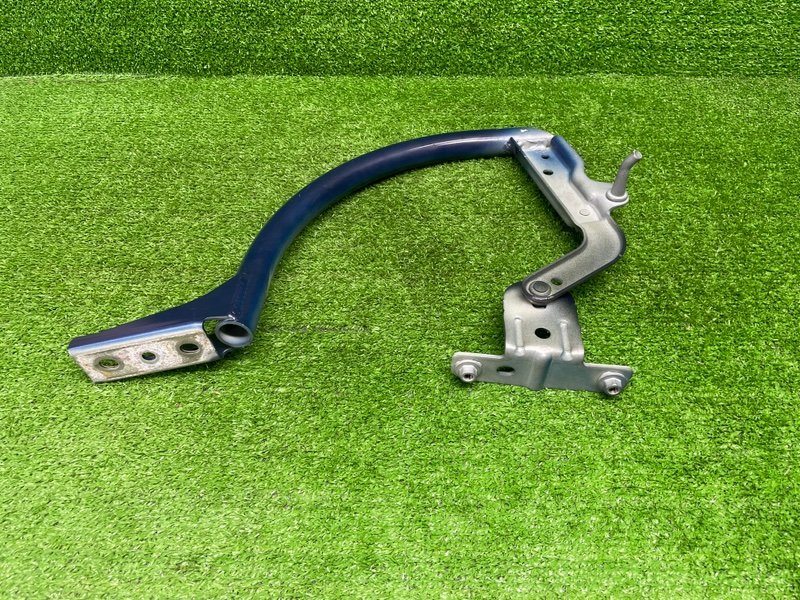 Петля крышки багажника, 1550 рублей, Москва