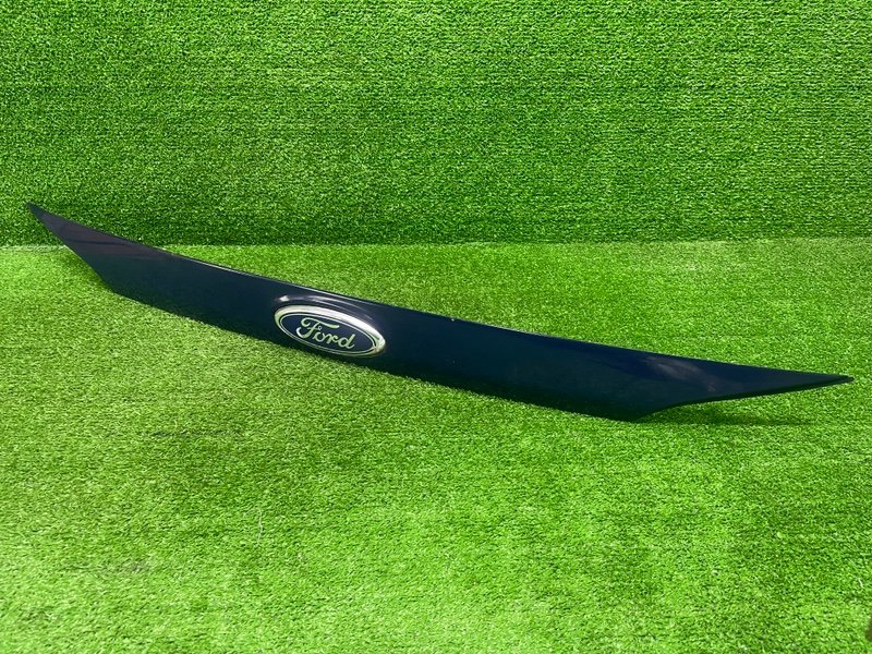 Накладка крышки багажника, 2000 рублей, Москва