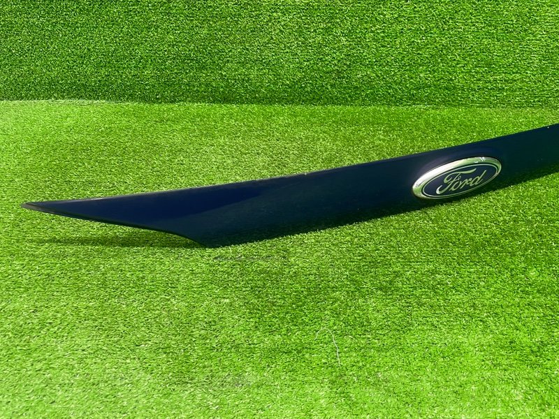 Накладка крышки багажника, 2000 рублей, Москва