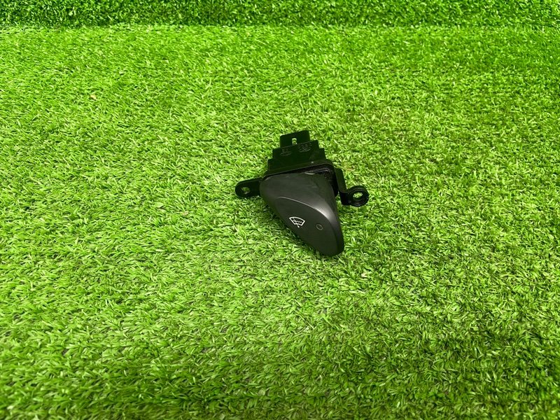 Кнопка обогрева лобового стекла, 1000 рублей, Москва