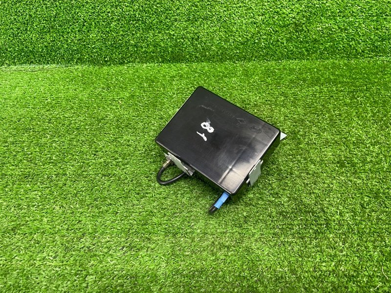 Блок электронный, 2000 рублей, Москва