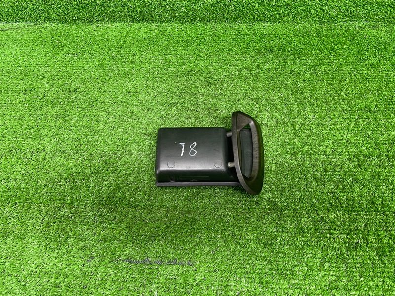 Пепельница, 1000 рублей, Москва