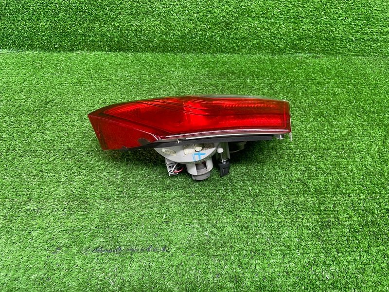 Фонарь задний правый, 6950 рублей, Москва