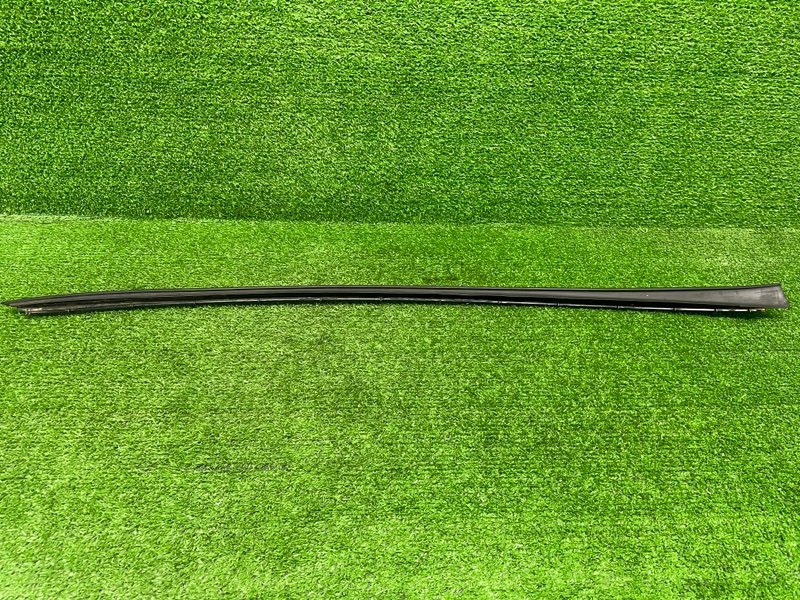 Молдинг лобового стекла, 2400 рублей, Москва