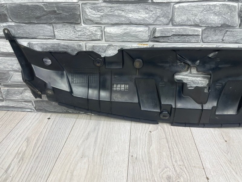 Кожух замка капота, 1500 рублей, Москва