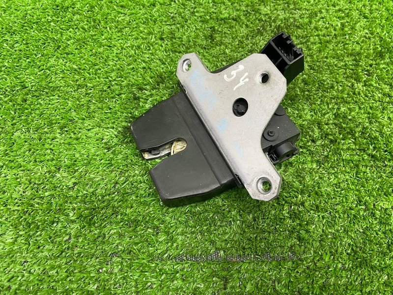 Замок багажника, 2100 рублей, Москва