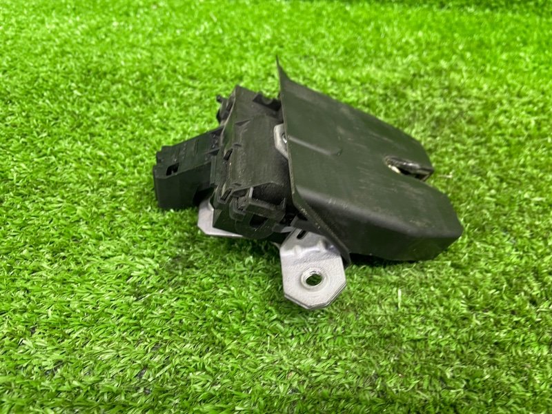 Замок багажника, 2100 рублей, Москва