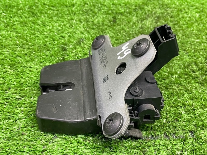 Замок багажника, 2200 рублей, Москва