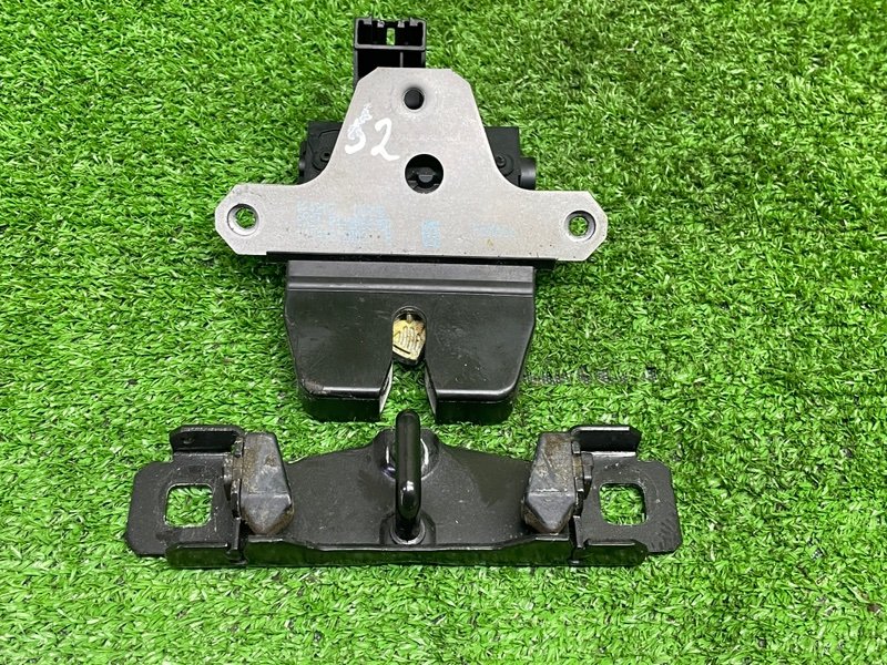 Замок багажника, 2200 рублей, Москва