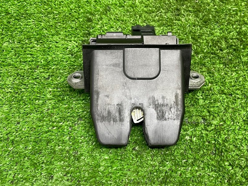 Замок багажника, 2200 рублей, Москва